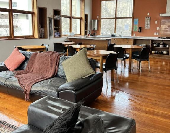 Backpackers in Dunedin