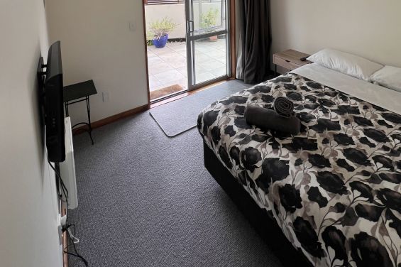 Deluxe Ensuite Room - entrance