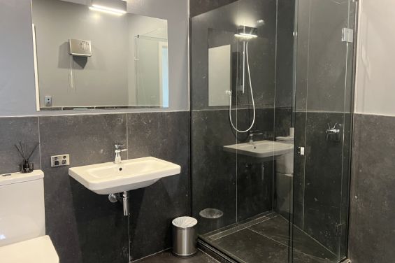 Executive Ensuite Room - bathroom